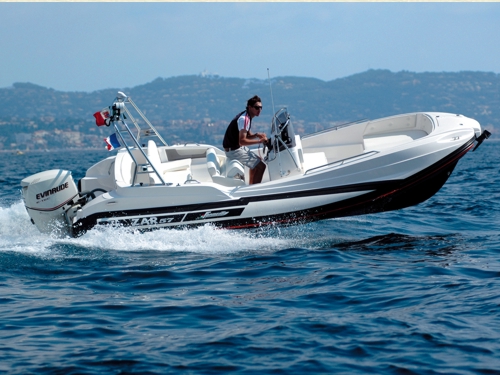 Zar 57 Well Deck