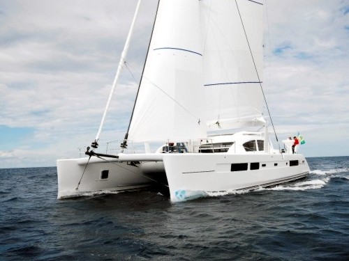 Catana 65